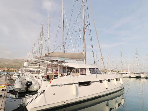 Cat Nautitech 46 Open for rent in Vodice