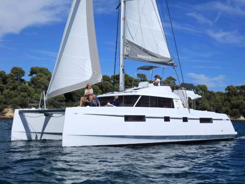 Catamaran Nautitech 46 Open Fly available for charter in Marina Veruda