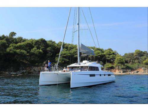 Cat Nautitech 46 Open Fly for rent in Athens