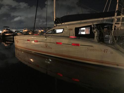 Katamaran Nautitech 47 Yachtcharter in Toulon