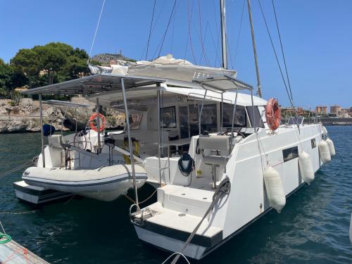 Kat Nautitech Open 40 Yachtcharter in Palermo
