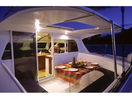 Katamaran Nautitech Open 40 Yachtcharter in Athen