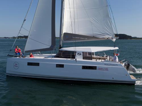 Kat Nautitech Open 40 Yachtcharter in Preveza