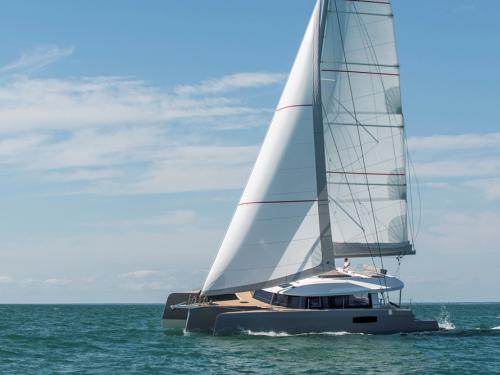 Catamaran Neel 51 for rent in Leucate