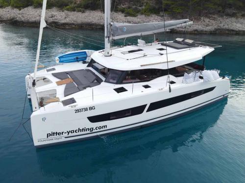 Kat New 41 Yachtcharter in Marina Kornati