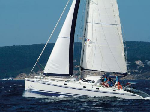 Katamaran Outremer 55 ST Yachtcharter in Le Marin
