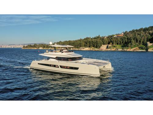 Katamaran Power 67 Yachtcharter in Kerkira