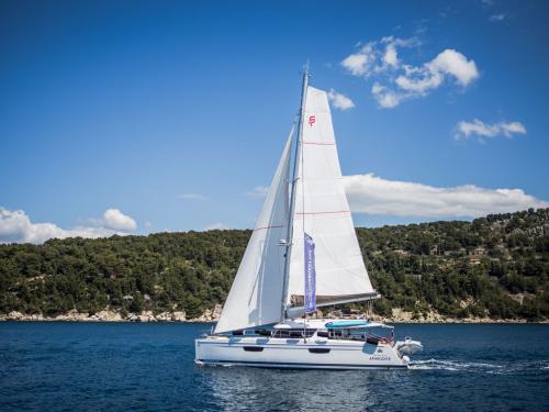 Catamaran Saba 50 for rent in Trogir