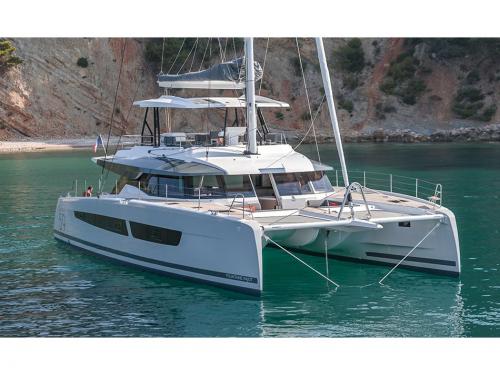 Cat Samana 59 for charter in Castiglione della Pescaia