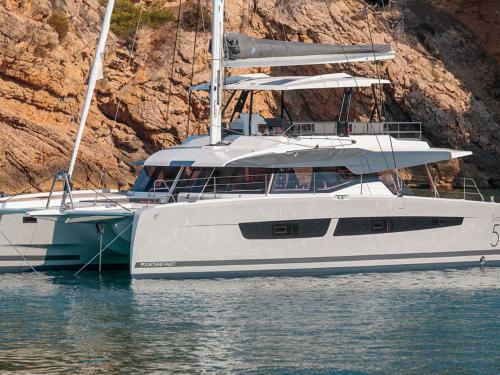 Cat Samana 59 available for charter in Palermo