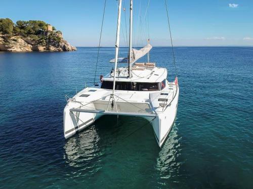 Catamaran Saona 47 for rent in Palma