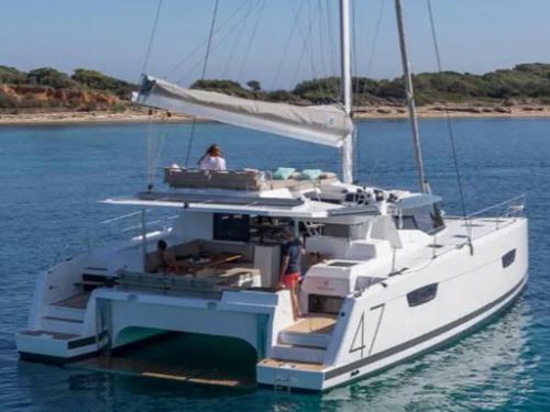 Cat Saona 47 available for charter in Tourlos