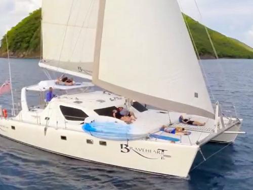 Catamaran Simonis 58 available for charter in Trellis Bay Town