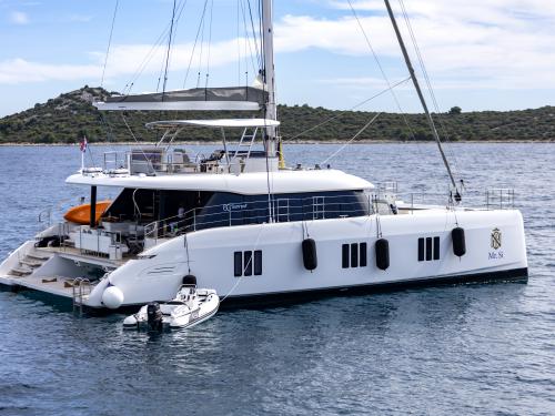 Catamaran Sunreef 60 for charter in Rogoznica