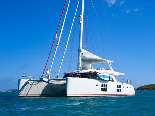 Catamaran Sunreef 60 for charter in Red Hook