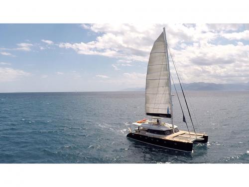 Catamaran Sunreef 62 for rent in Keramoti