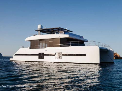 Catamaran Sunreef Supreme 68 Power for rent in Saint Mandrier sur Mer