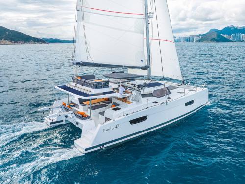 Catamaran Tanna 47 for charter in Piombino