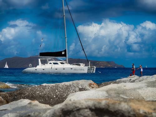 Kat Voyage 500 Yachtcharter in Sopers Hole Marina