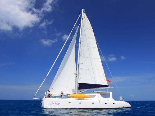 Kat Voyage 580 chartern in Road Town