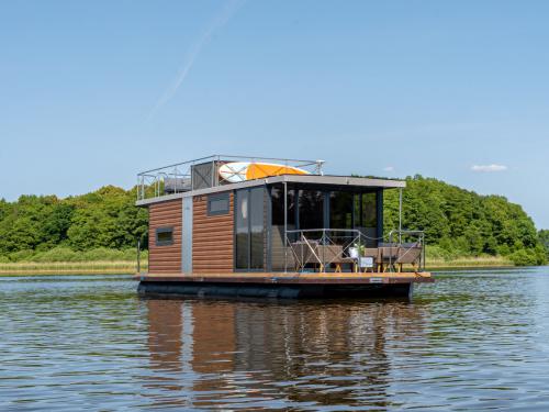 Houseboat Campi 340 available for charter in Buchholz
