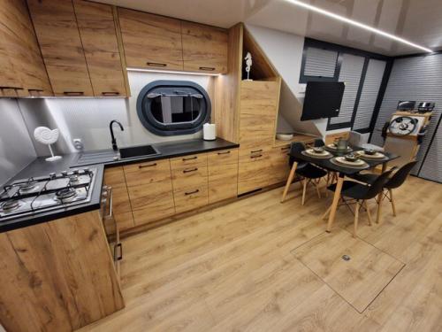 Houseboat Campi 460 for hire in Buchholz