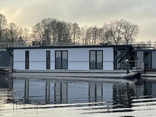 Hausboot MonaLisa chartern in Buchholz
