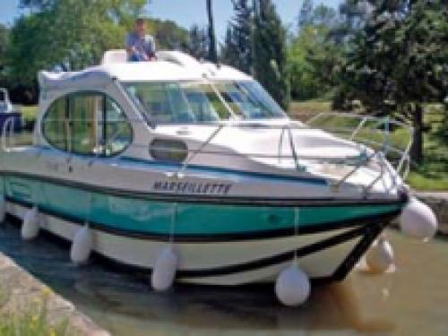 Hausboot Estivale Duo Yachtcharter in Marina Lübz