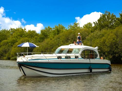 Hausboot Estivale Sixto Yachtcharter in Marina Sireuil