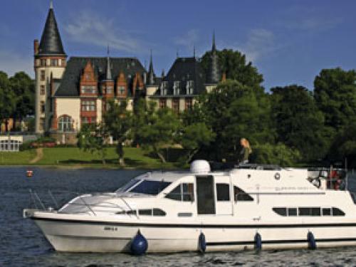 Europa 600 Houseboat Charter Fuerstenberg (Germany)