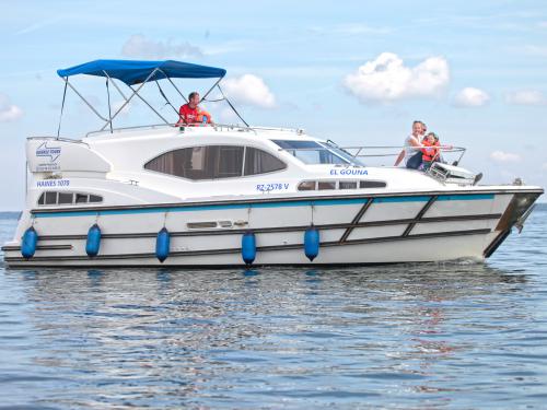 Hausboot Haines 1070 Yachtcharter in Rechlin