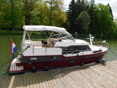 Hausboot Linssen 35 SL AC chartern in IJsselstein