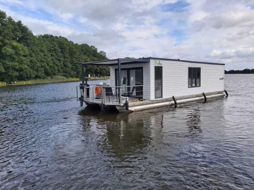Hausboot Mein Hausboot HB 05 Yachtcharter in Marina Buchholz