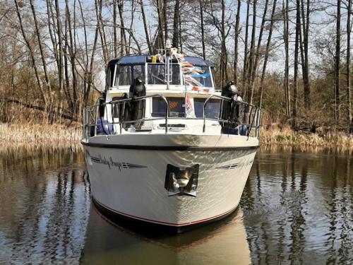 Hausboot Pedro Solano 38 Yachtcharter in Buchholz