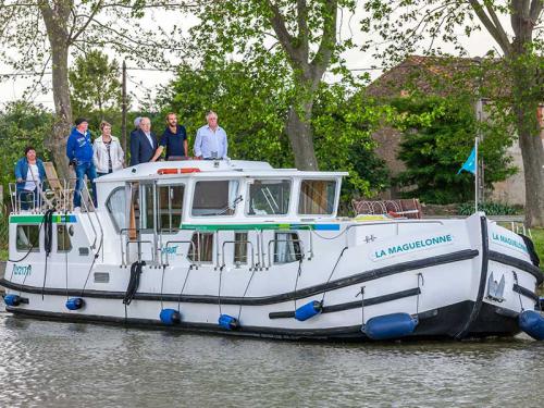 Hausboot Penichette 1500 FB chartern in Port Occitanie