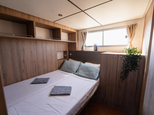 Houseboat Penichette Neo for rent in Fuerstenberg