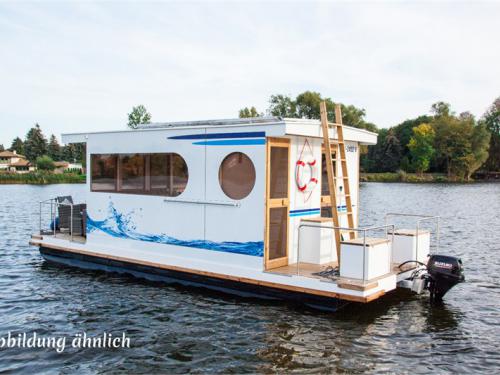 Houseboat Rollyboot 8.2 for rent in Buchholz