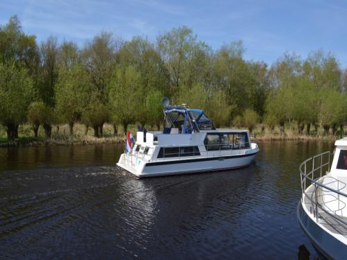 Hausboot Safari Houseboat 1050 Yachtcharter in Brandenburg an der Havel