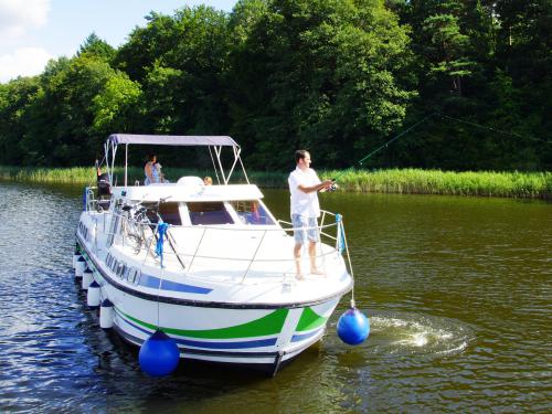 Hausboot Tarpon 42 chartern in Marina Lübz