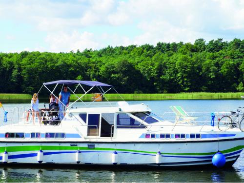 Hausboot Tarpon 42 TP chartern in Lübz