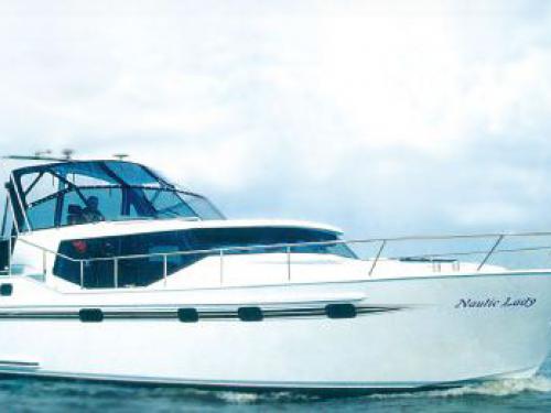 Vacance 1300 Houseboat Rental Germany