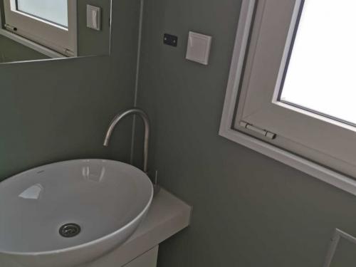 Houseboat Woma D13 available for charter in Buchholz