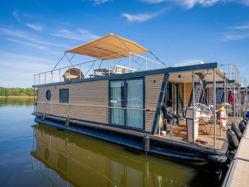 Hausboot Woma D13 chartern in Marina Röblinsee