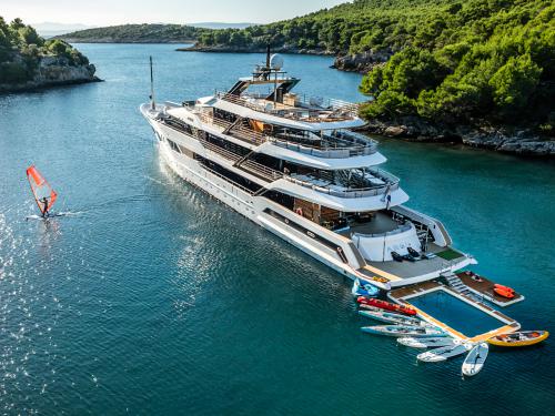 180ft Luxury Yacht for charter in Split (Croatia)