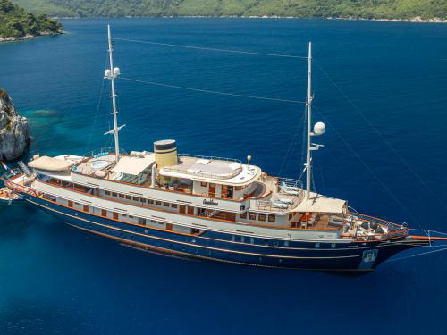 53m Luxus Yachcharter in Trogir (Kroatien)