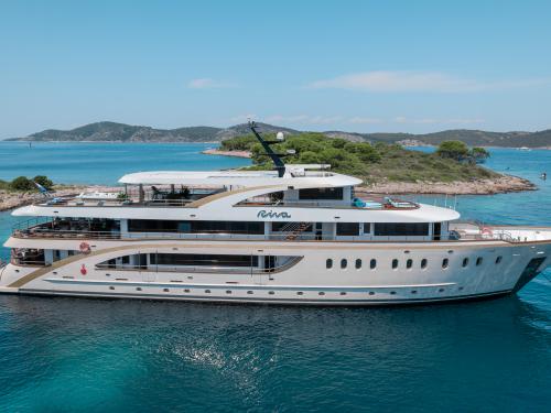 Luxusyacht Riva Yachtcharter in Split (Kroatien)
