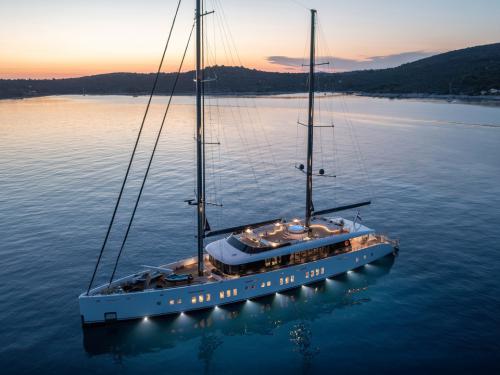 Luxusyacht M/S Adri chartern in Split (Kroatien)
