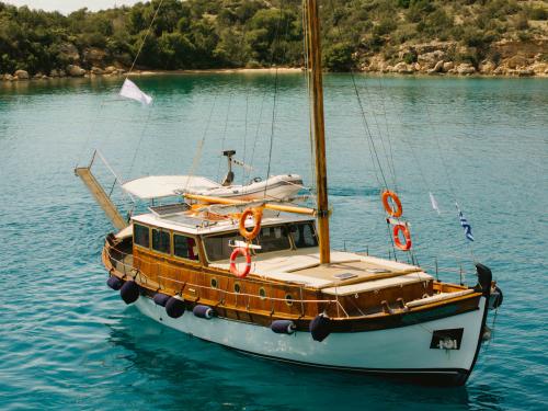 Gulet Luxury Yacht for charter in Porto Heli (Greece)