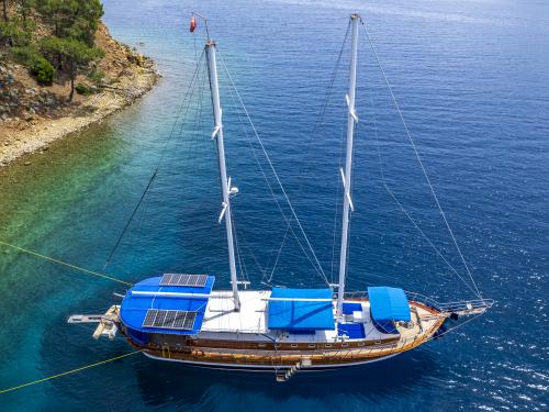 Gulet Luxury Yacht for charter in Fethiye (Turkey)