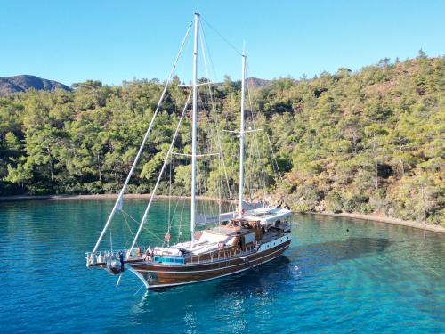 Sailing yacht Gulet available for charter in Bodrum